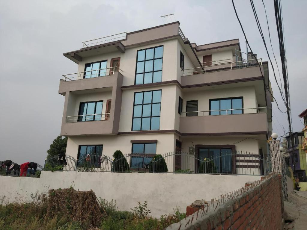 Kathmandu Airport View Hotel And Lodge エクステリア 写真