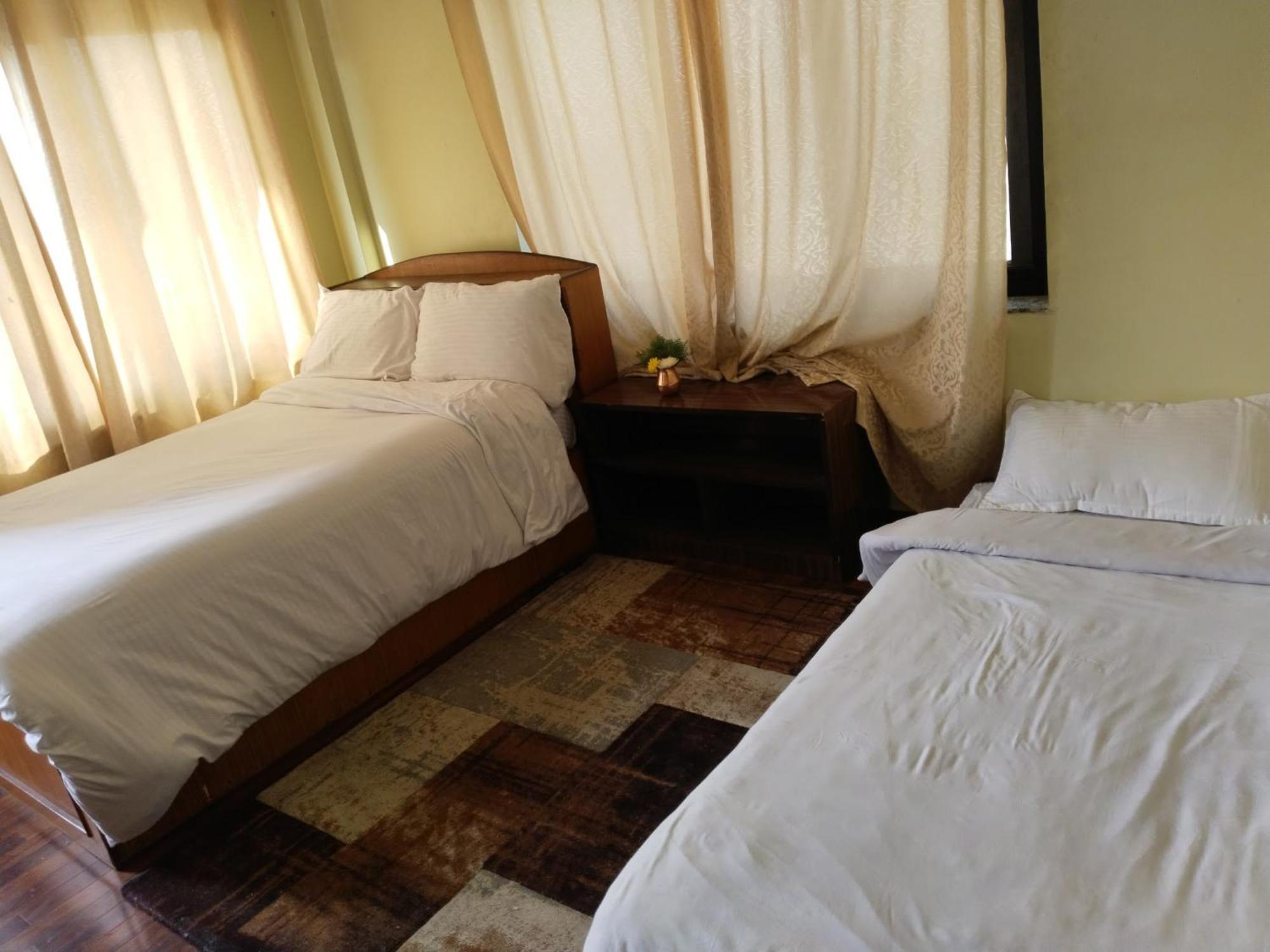 Kathmandu Airport View Hotel And Lodge エクステリア 写真